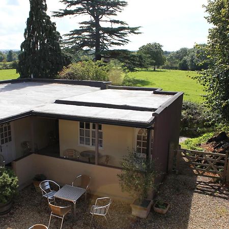 The Coach House Bed & Breakfast Winterbourne Room photo