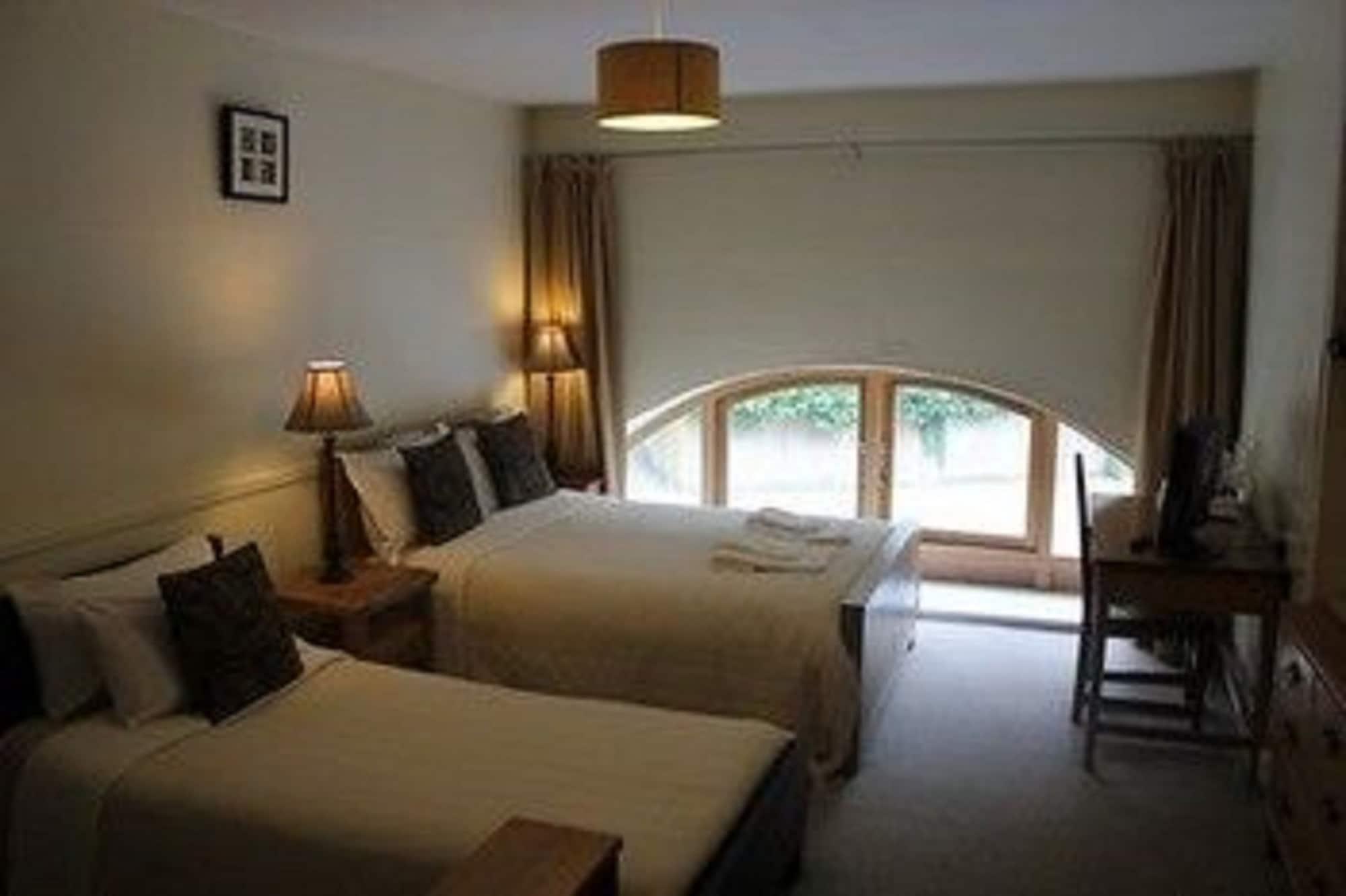 The Coach House Bed & Breakfast Winterbourne Exterior photo