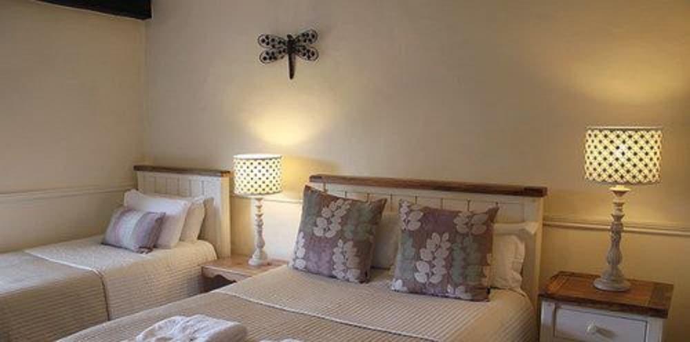 The Coach House Bed & Breakfast Winterbourne Exterior photo