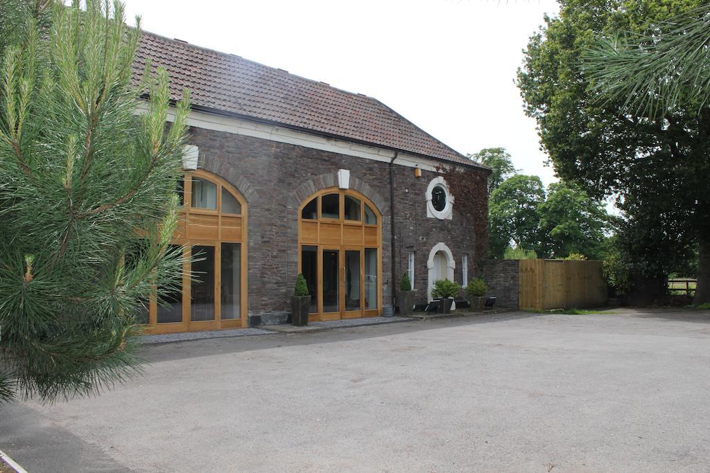 The Coach House Bed & Breakfast Winterbourne Exterior photo