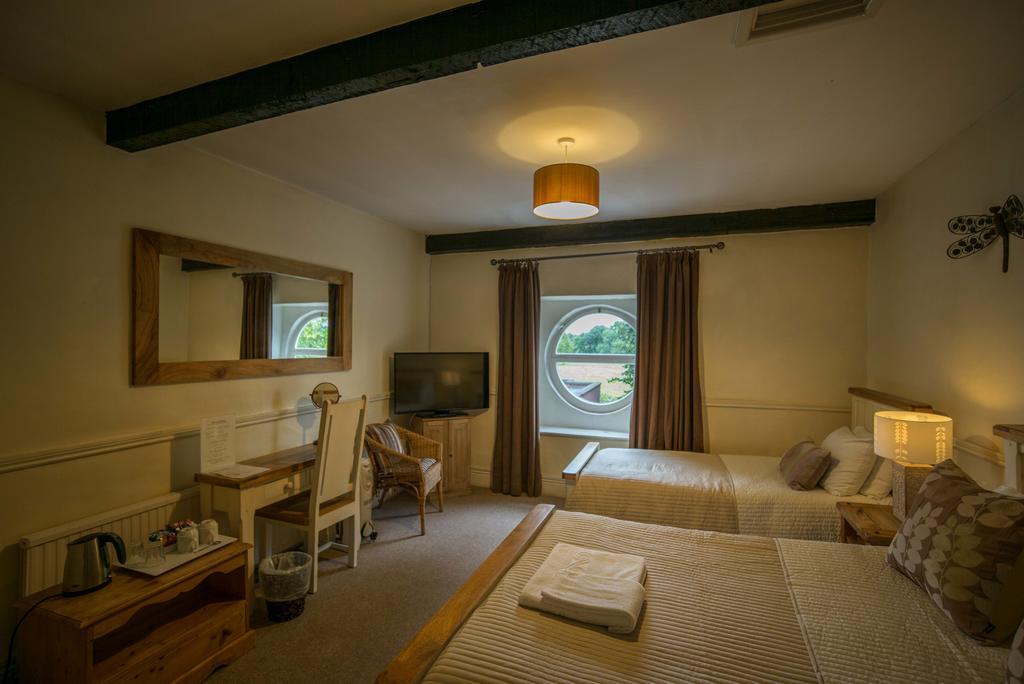 The Coach House Bed & Breakfast Winterbourne Exterior photo